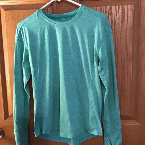 Avia Acitve Wear Shirt - Picture 1 of 2